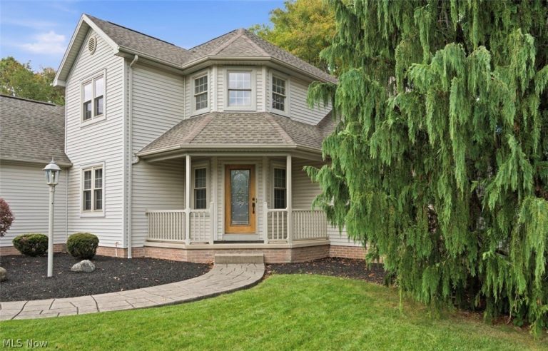 5202 Beacon Drive, Youngstown, OH - Photo 4