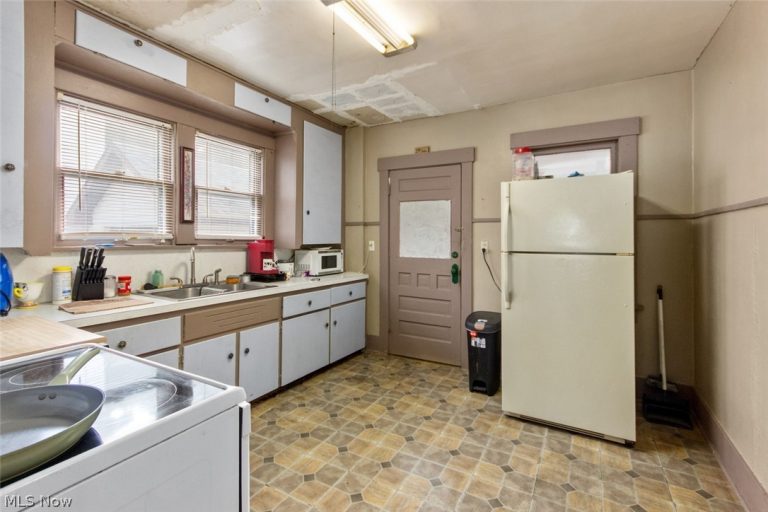 1500 34th Street, Canton, OH - Photo 8