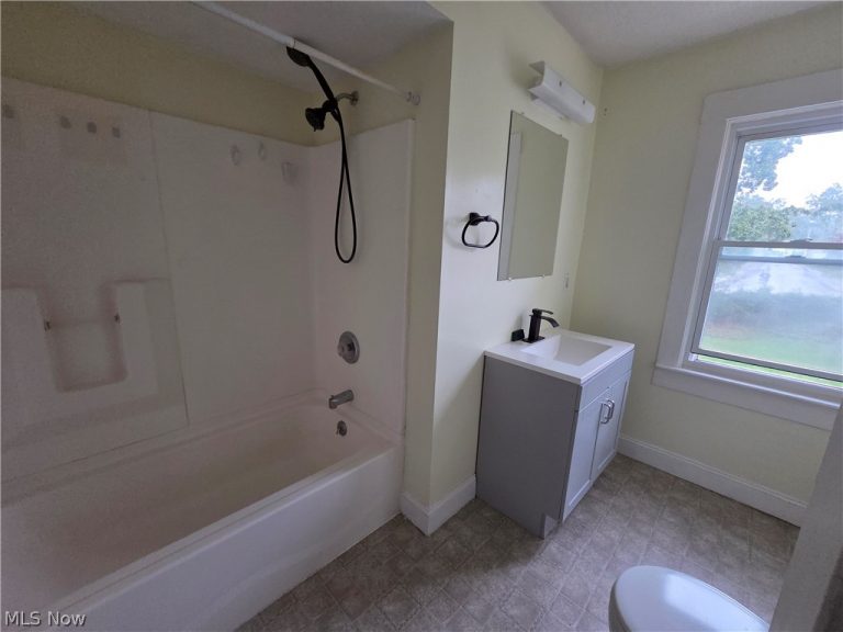 419 Myrtle Street, Ravenna, OH - Photo 6