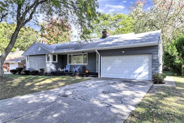 4701 Dover Center Road, North Olmsted, OH - Photo 3