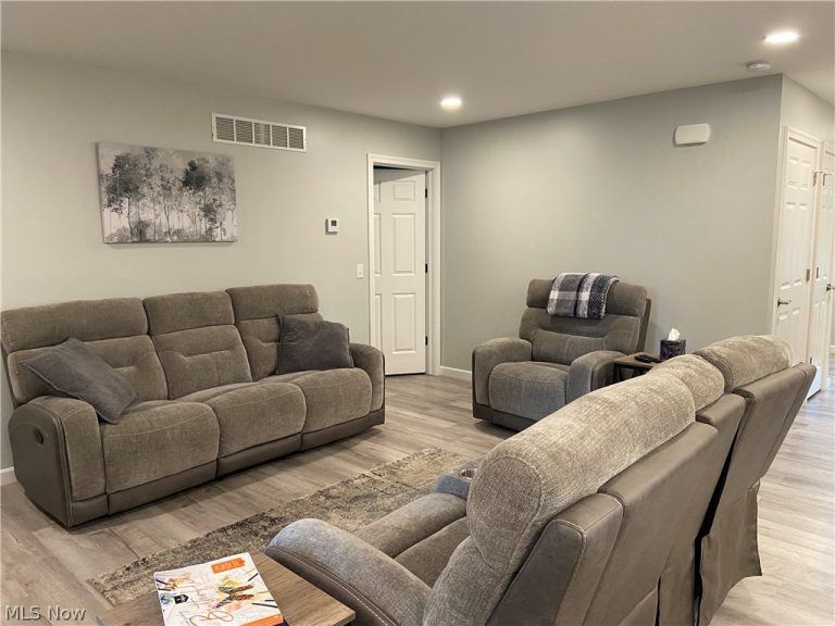 1300 2nd Street, New Philadelphia, OH - Photo 4