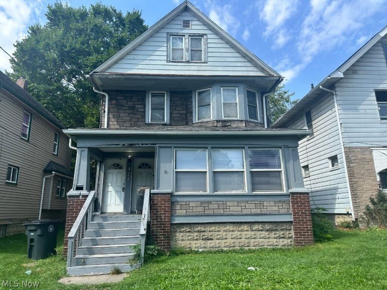 426 Arlington Street, Akron, OH, 44306