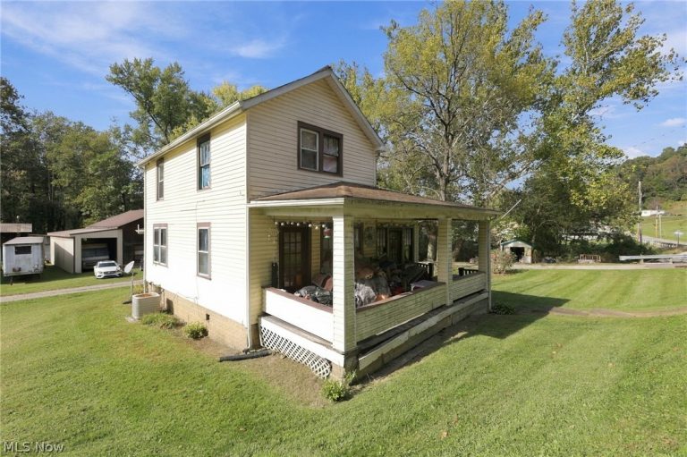 2965 River Road, Zanesville, OH - Photo 3