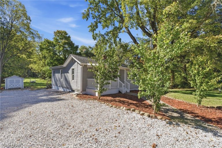 2950 Hayne Road, Akron, OH - Photo 3
