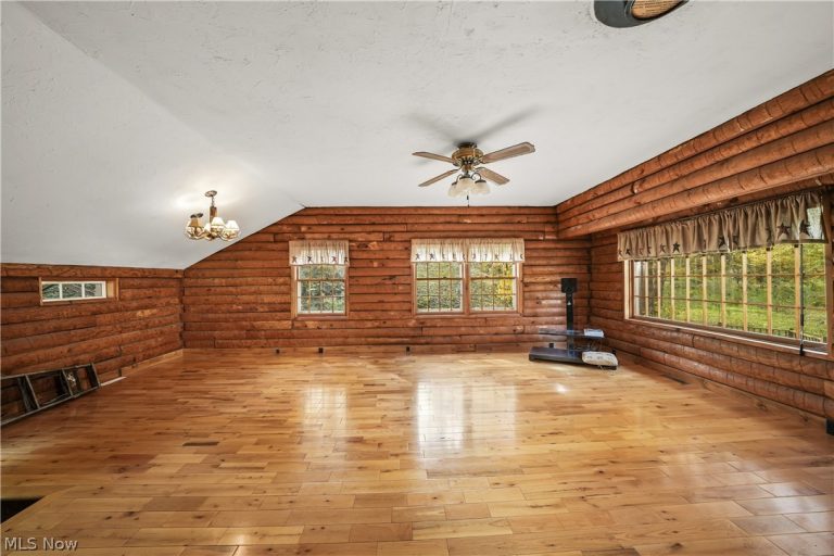 3239 Salineville Road, Carrollton, OH - Photo 8