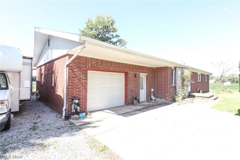 10240 Cemetery Road, Burbank, OH - Photo 8