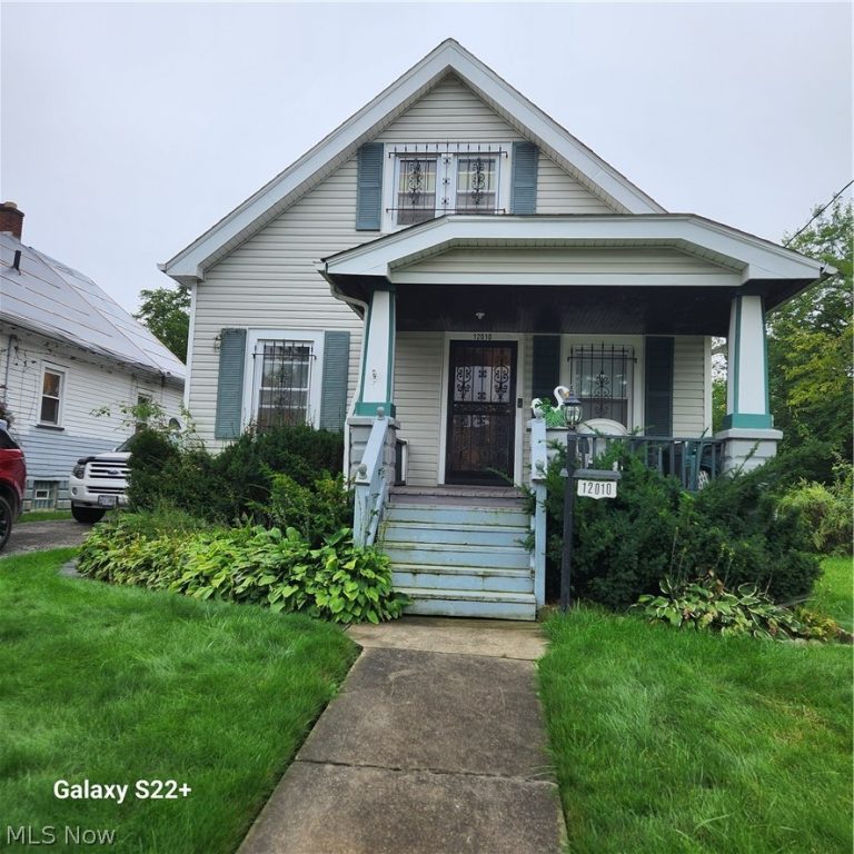 12010 Farringdon Avenue, Cleveland, OH, 44105