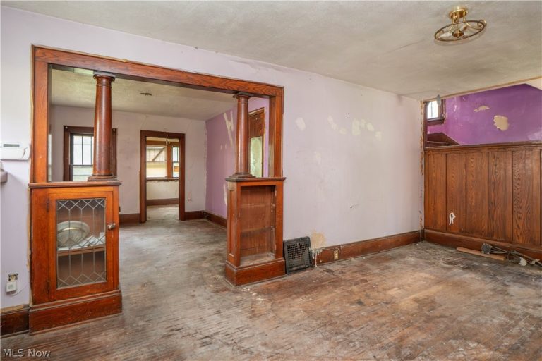 156 Colony Crescent, Akron, OH - Photo 4