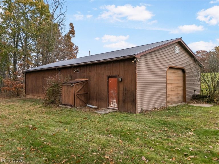 2081 Waynesburg Road, Carrollton, OH - Photo 8