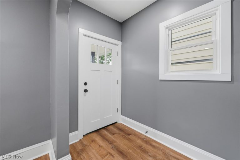 6003 Ellen Avenue, Cleveland, OH - Photo 5