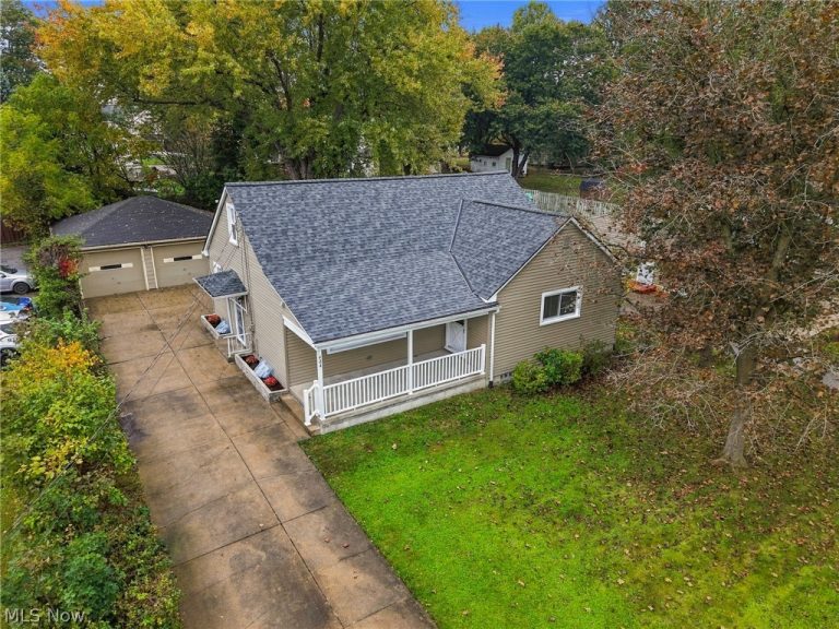 424 Simler Street, Hubbard, OH - Photo 3