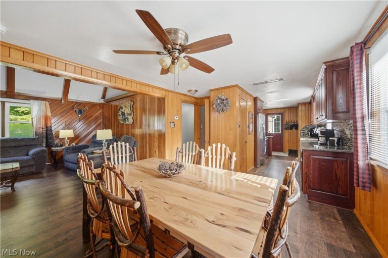 1687 Mount Pleasant Street, Canton, OH - Photo 6