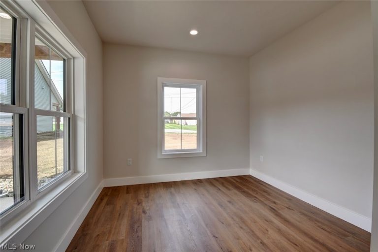852 Third Street, New Philadelphia, OH - Photo 6