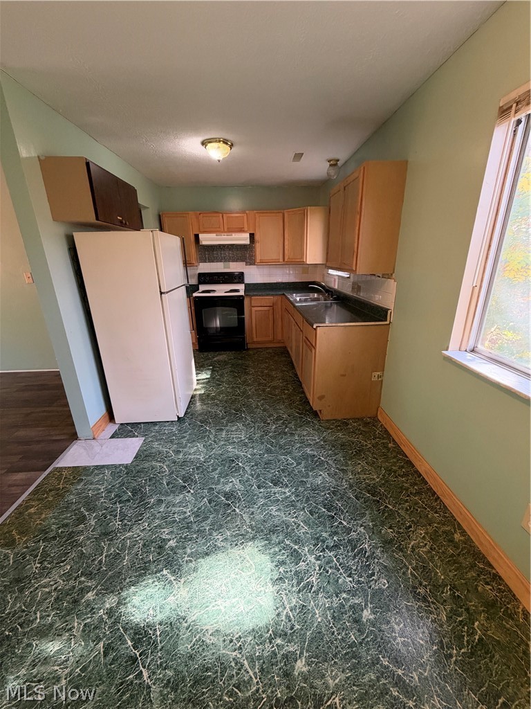 1120 Maryville Avenue, Akron, OH - Photo 4