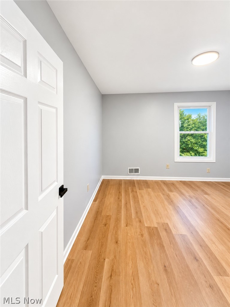 151 Oakview Avenue, Struthers, OH - Photo 4