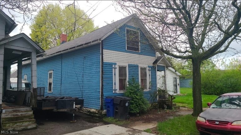 6628 Charter Avenue, Cleveland, OH - Photo 3