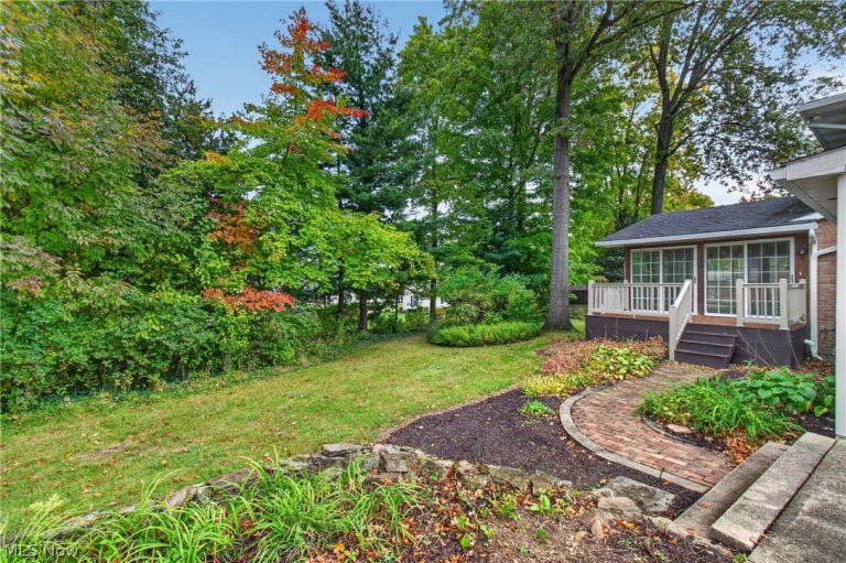 2550 Dogwood Drive, Massillon, OH - Photo 4