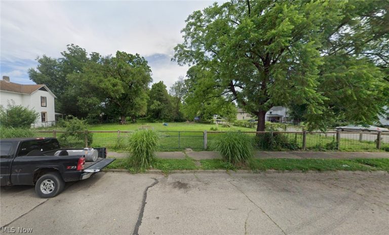 406 Sherman Avenue, Springfield, OH - Photo 2
