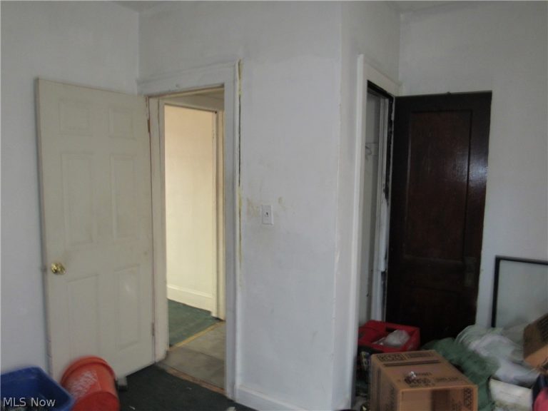 863 Eddy Road, Cleveland, OH - Photo 8