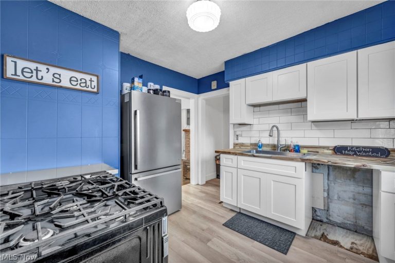 3222 115th Street, Cleveland, OH - Photo 8