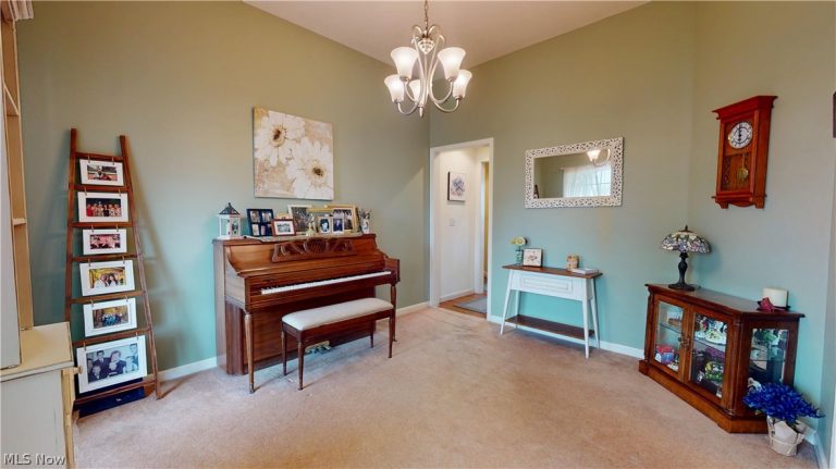 5786 Overlook Way, North Ridgeville, OH - Photo 6