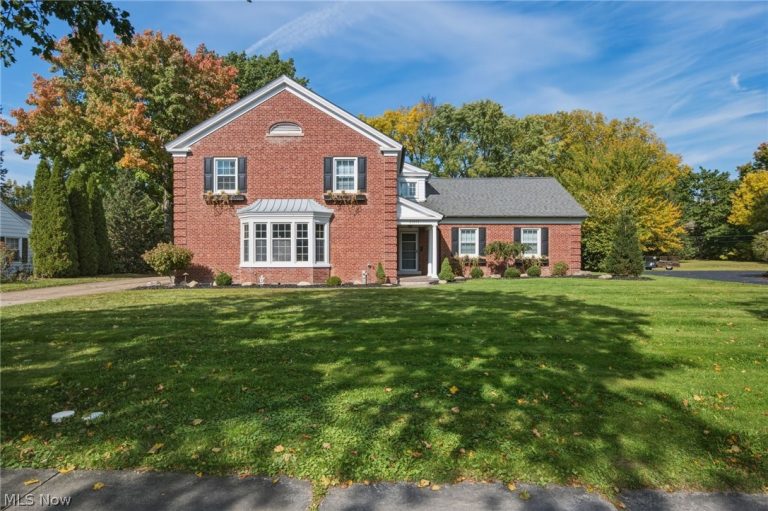21351 Almar, Shaker Heights, OH - Photo 2