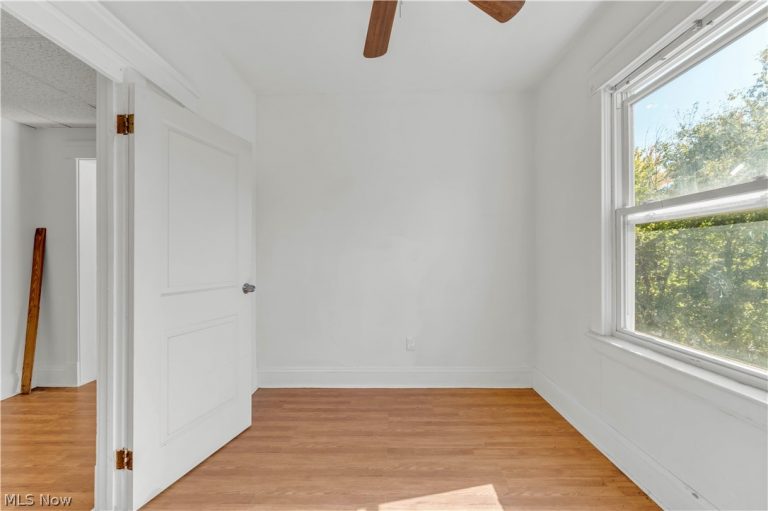 1111 76th Street, Cleveland, OH - Photo 6