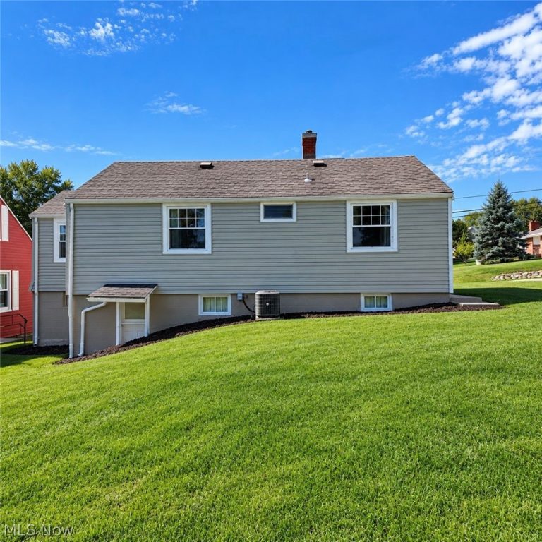 167 Sugar Street, St Clairsville, OH - Photo 3