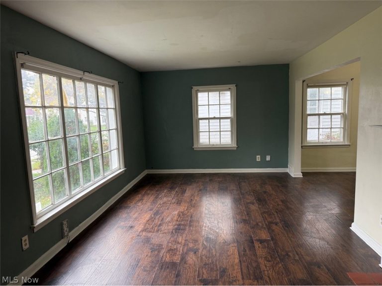 879 Medford Road, Cleveland Heights, OH - Photo 8