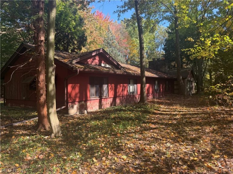 897 Ledge Road, Macedonia, OH - Photo 5