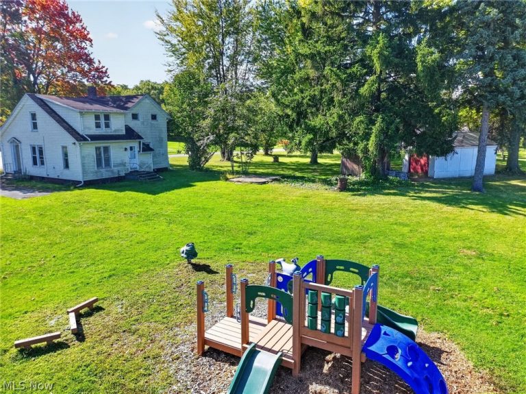 472 Detroit Street, Conneaut, OH - Photo 4