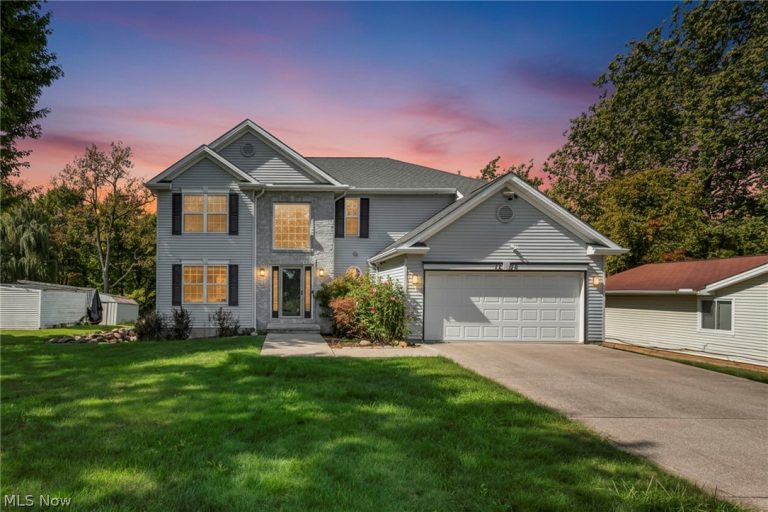 7278 Kentucky Drive, Bedford, OH - Photo 2