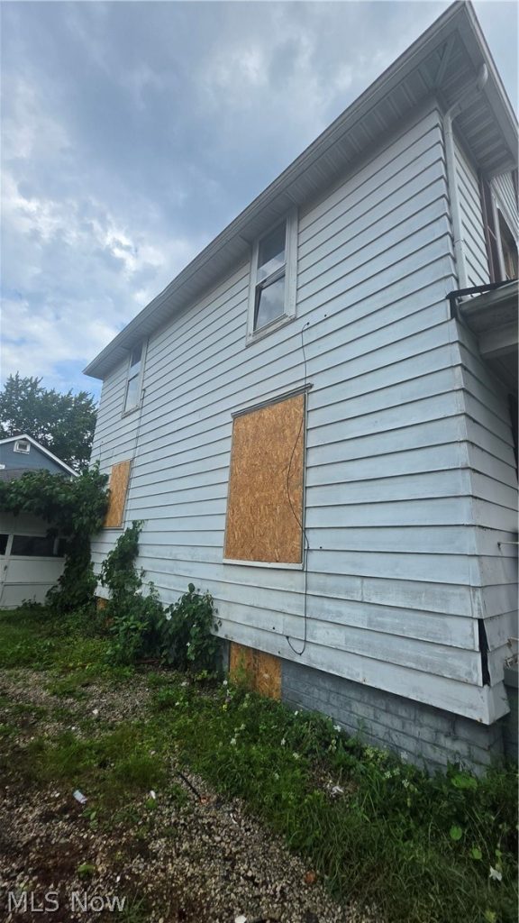 1627 Bonnot Place, Canton, OH