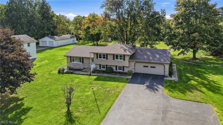 6741 Leffingwell Road, Canfield, OH - Photo 4