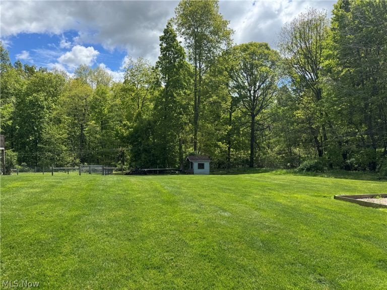 7424 Criswell Road, Fredericksburg, OH - Photo 5