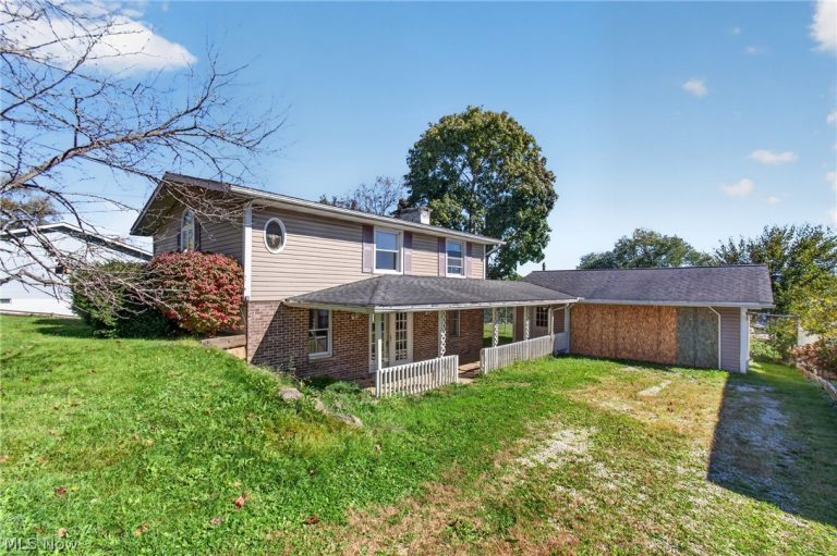 410 Mckinley Avenue, Carrollton, OH - Photo 3