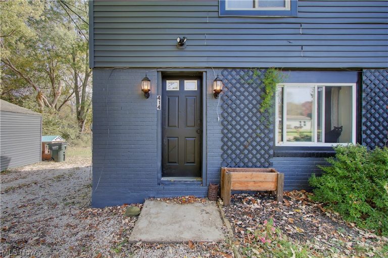 414 Cole Avenue, Canton, OH - Photo 8