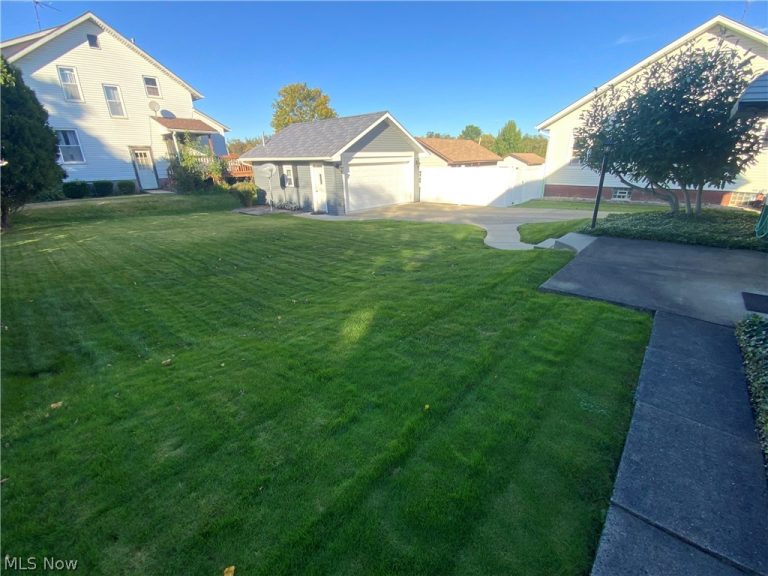 408 Stewart Avenue, Carrollton, OH - Photo 8