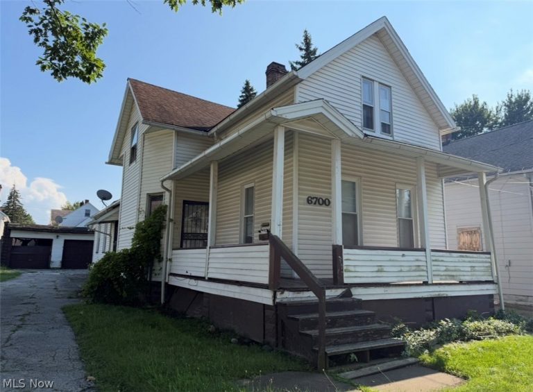 6700 Hosmer Avenue, Cleveland, OH, 44105