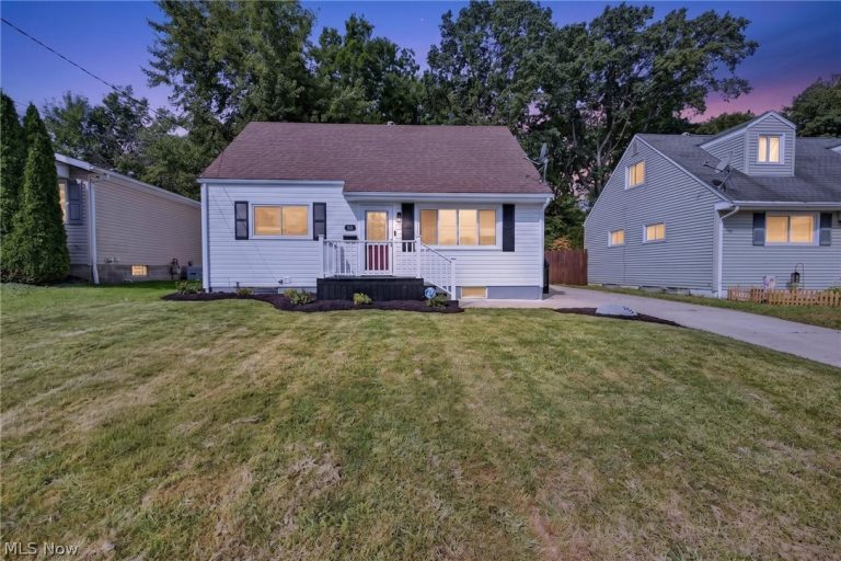 558 Alaho Street, Akron, OH - Photo 2