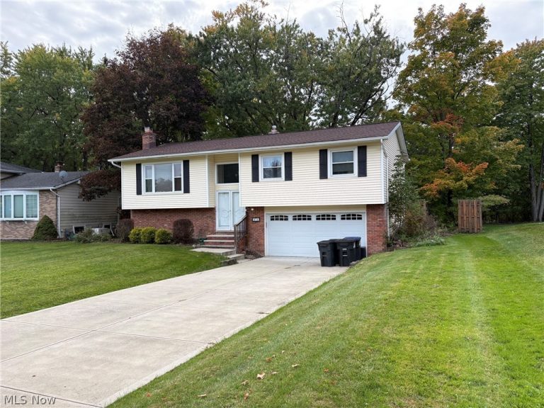 474 Mohawk Trail, Brunswick, OH - Photo 3