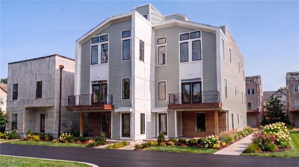 2277 6th Street, Cleveland, OH