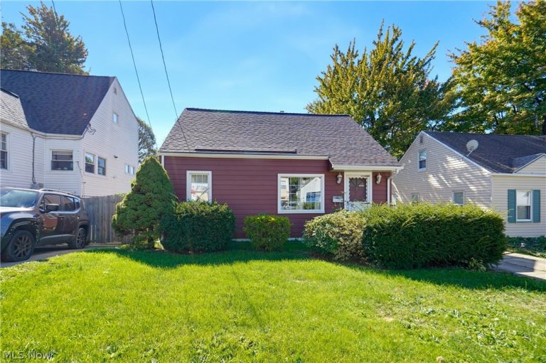 796 Indian Trail, Akron, OH - Photo 2