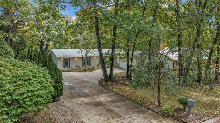 513 Somerset Road, Akron, OH - Photo 6