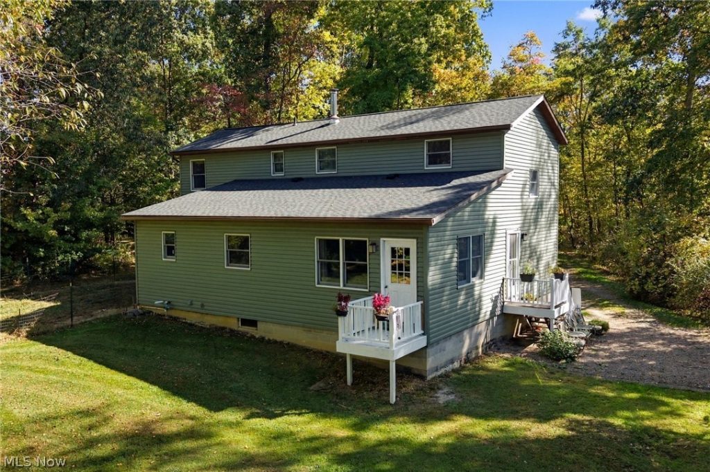 9130 Old Lincoln Way, Wooster, OH
