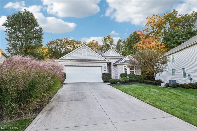 3742 Lovina Lane, Stow, OH - Photo 2