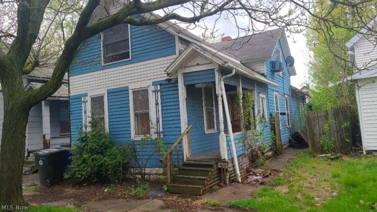 6628 Charter Avenue, Cleveland, OH, 44127