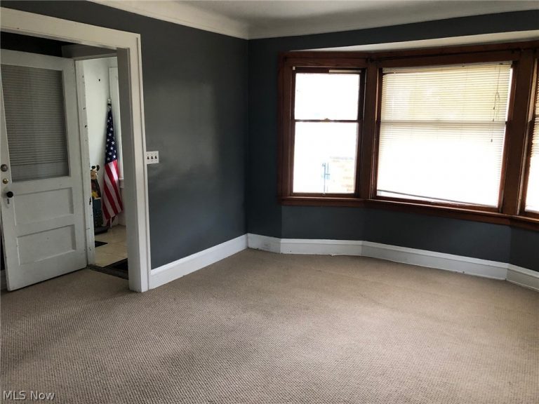 1475 Mars Avenue, Lakewood, OH - Photo 2
