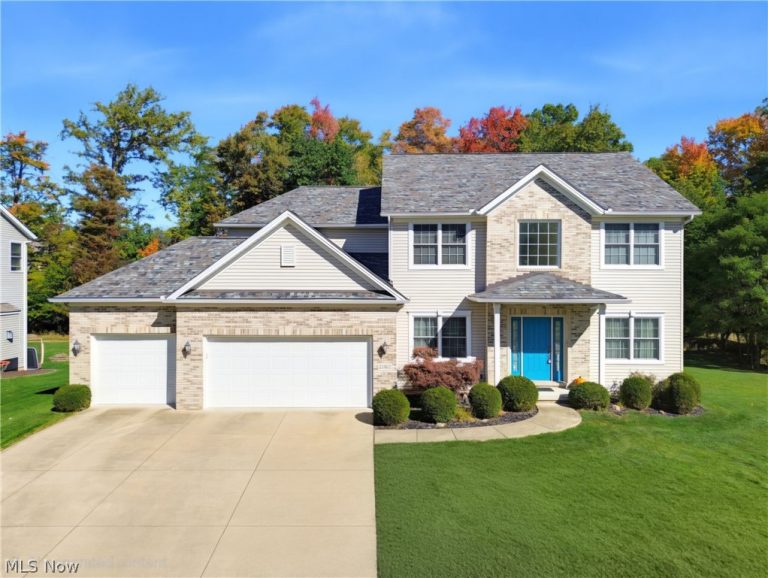 21162 Breckenridge Lane, Strongsville, OH, 44149