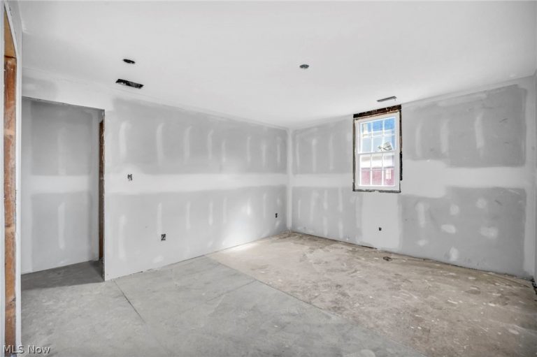 1803 Brevier Avenue, Cleveland, OH - Photo 6